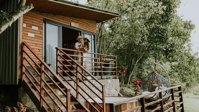 Refugio de Enamorados: Naturaleza y Romance